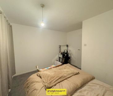 2 bedroom end of terrace house to rent - Photo 4
