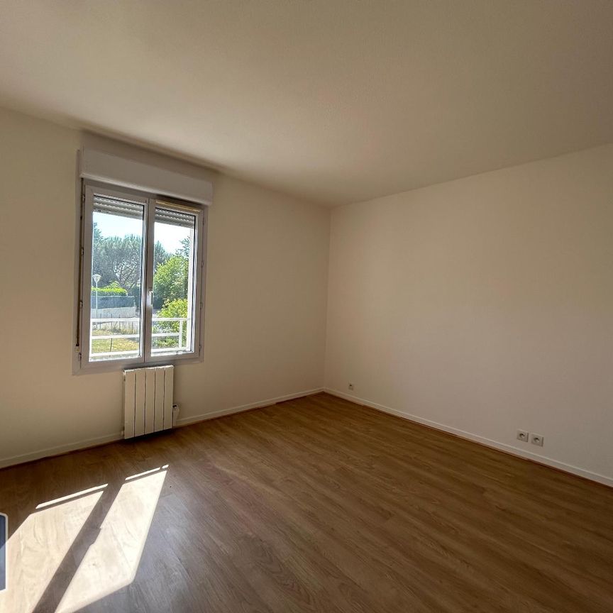 Location Maison 3 pièces 70m² MERCUES 46090 - Photo 1