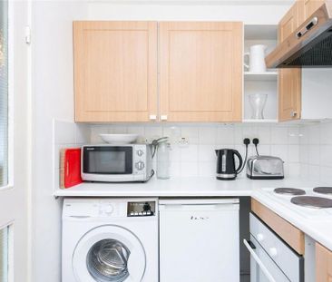 Studio to rent - Photo 4