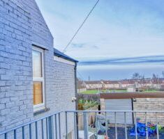 2 BEDROOM Apartment - First Floor - Photo 3