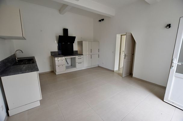 Appartement T2 - 42 m2 avec terrasse, - Photo 1