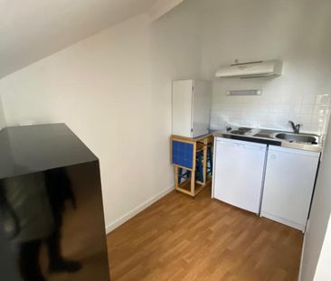 Location Appartement 1 pièce 17m² CHATEAUBRIANT 44110 - Photo 2