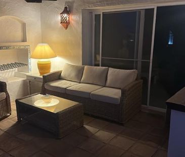 Apartment in Benahavís, Costa del Sol - Photo 3