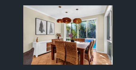 MOMENTS FROM THE BEACH - Photo 4