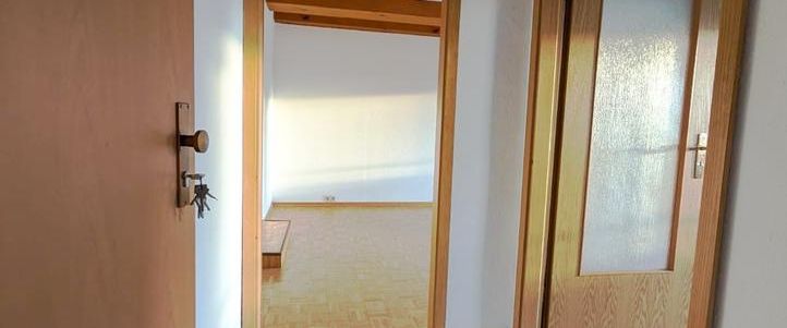 Wohnung in beliebter Lage mit EBK - Photo 1