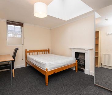 5 bedroom flat to rent - Photo 6