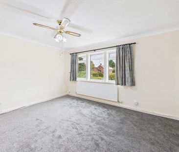 2 bedroom maisonette to rent - Photo 5