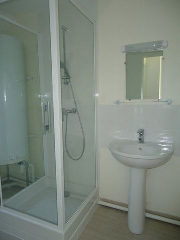 Location Appartement 3 pièces 64m² NEVERS 58000 - Photo 3