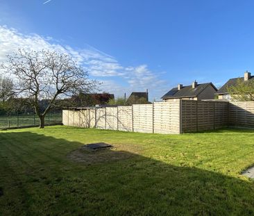 CENTRAAL GELEGEN GEZINSWONING MET 3 SLPKS | INPANDIGE GARAGEN EN TUIN - Foto 1