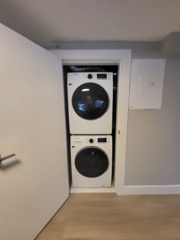 2645 West 8th Avenue, No. 2, Vancouver, Bc - Photo 4