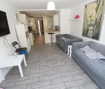 7 bedroom house to rent - Photo 2