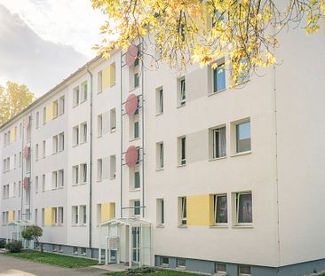 3-Raum-Wohnung im Erdgeschoss mit Balkon - Photo 1