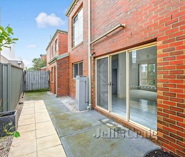 2/70 Kororoit Creek Road, Williamstown - Photo 3