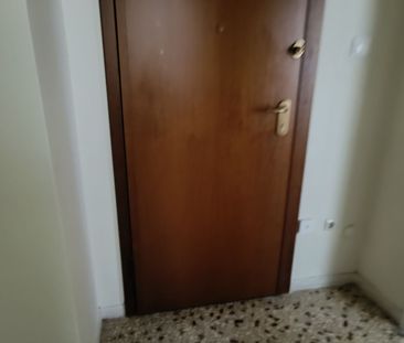 Ενοικίαση κατοικίας, 30 τ.μ., Ζωγράφου, 320 € - Photo 2