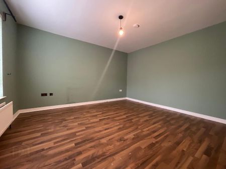 17a Westway Hill, Belfast, BT13 3NZ - Photo 2