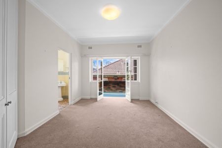 11/1 Benelong Crescent, Bellevue Hill NSW 2023 - Apartment For Rent | Domain - Photo 2