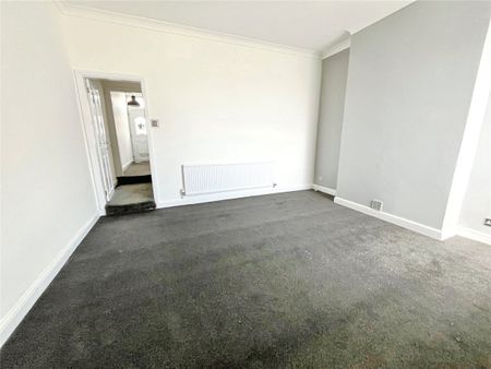 Park Drive, Ilkeston, Derbyshire, DE7 - Photo 2