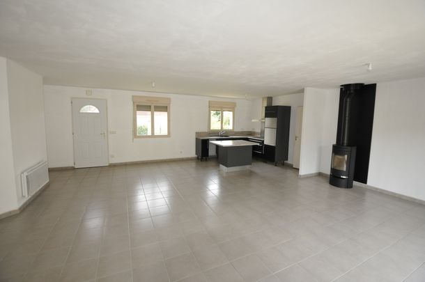 Location Maison 5 pièces 107m² BOISSEUIL 87220 - Photo 1