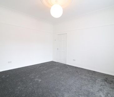 3 bedroom apartment to rent - Photo 1