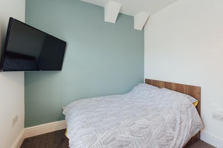 5 bedroom house to rent - Photo 2