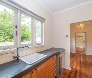 IT'S SO BEAUTIFUL! - Photo 6