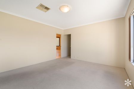 141 Southacre Drive - Photo 3