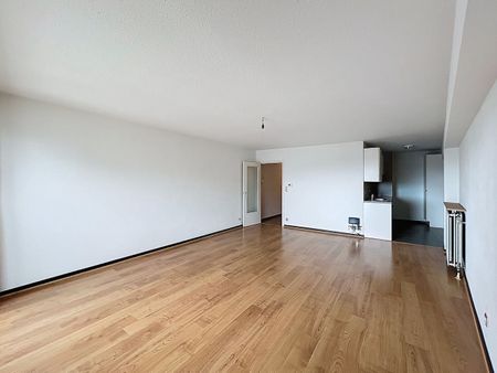 Aangenaam twee slaapkamer appartement gelegen op het Heldenplein - Photo 5