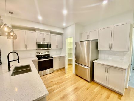 For Lease - 513 Cope Drive, Kanata, Ontario - Photo 4