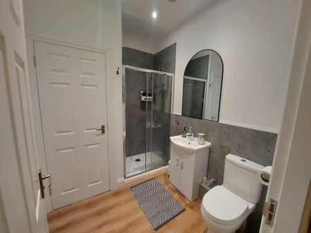 1 bedroom flat to rent - Photo 5