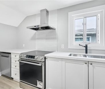 For Lease - 10 Comet Avenue Unit# 2, Hamilton, Ontario - Photo 5