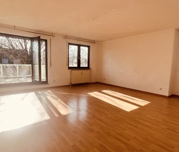 Familien willkommen!!! Große 3 Zi.- Whg mit Sonnenterrasse! - Photo 1