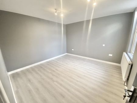 High Street Southend on Sea, Property for rent - Photo 5