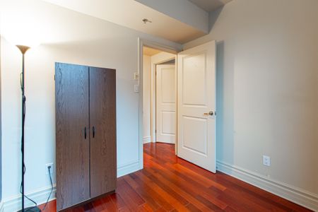 65 Boul. René Lévesque E., Montréal (Ville-Marie), QC H2X - Photo 2