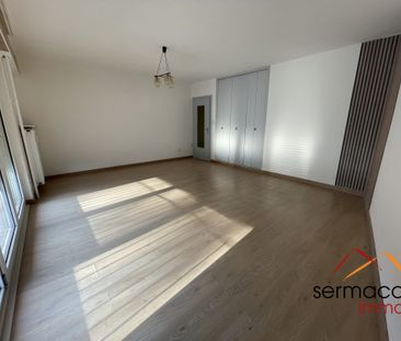 Appartement de type F1 avec Balcon - Photo 1