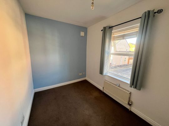 3 Bed End Terrace, Chesterman Street, RG1 - Photo 1