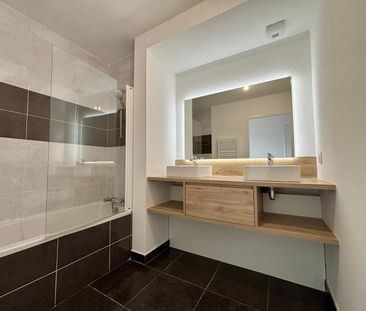 Location Appartement 3 pièces 85m² ANGERS 49100 - Photo 5