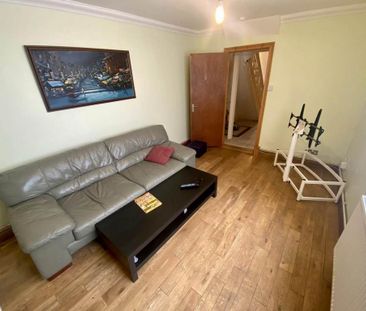 3 bedroom house to rent - Photo 2