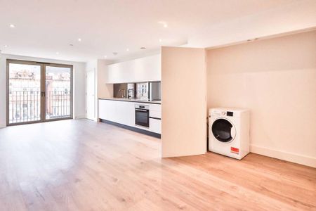 Studio to rent - Photo 3