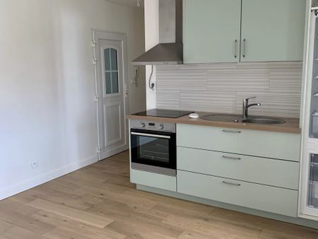 Location Appartement 2 pièces 33 m2 à Saint-Quentin - Photo 3