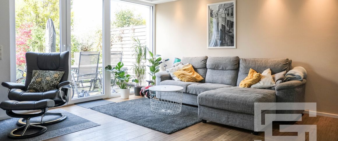 Passivhaus im Bauhausstil mit Garten und Loftterrasse! - Photo 1