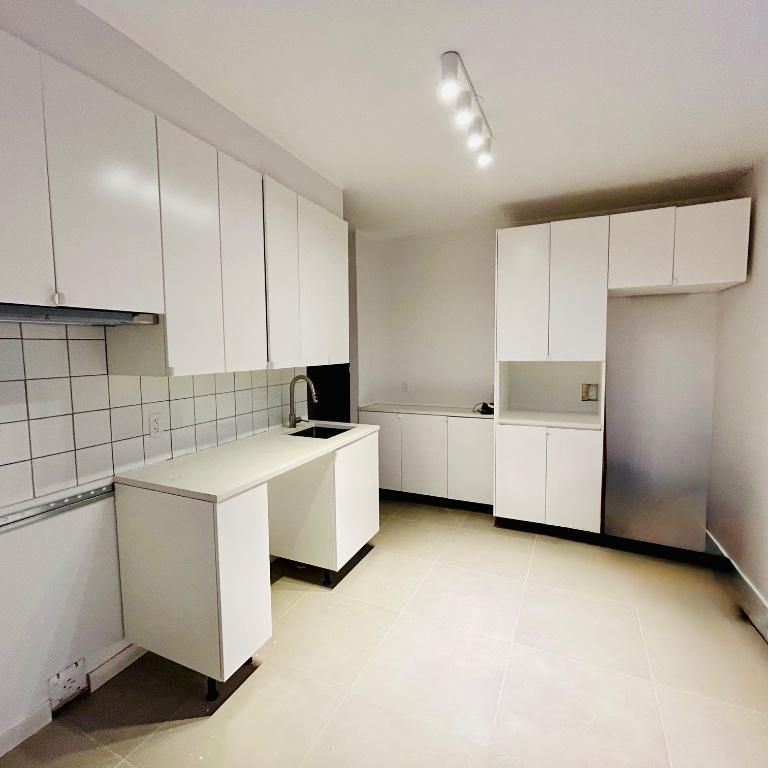 Superbe 6 1/2 rénové et disponible - Photo 1