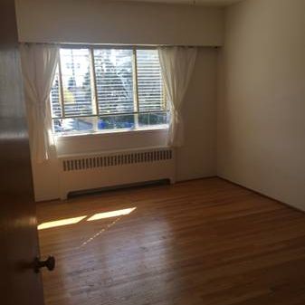 Large bright 2 bedroom and 1 bath - heart of Kerrisdale - avail. Nov 1 - Photo 1