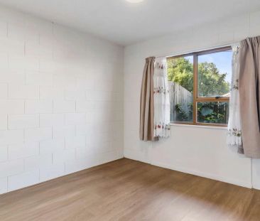 Excellent Location - Rent Includes Water and Lawns - Photo 2