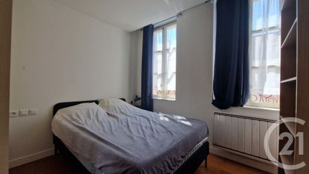 Location Appartement 2 pièces 32m² ST GERMAIN EN LAYE 78100 - Photo 2