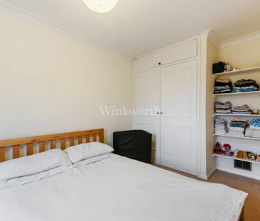 Woodstock Gardens, Beckenham, BR3 - Photo 2