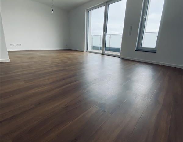 Moderne 4-Zimmer Wohnung mit Dachterrasse und Balkon - Foto 1