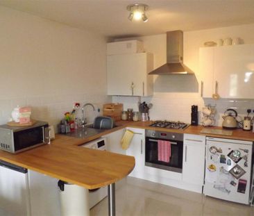 1 bedroom flat to rent - Photo 5