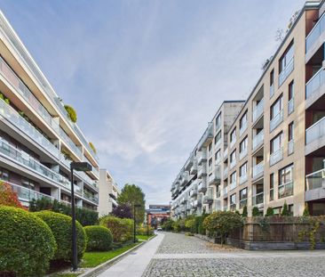 APARTAMENT W PRESTIŻOWEJ INWESTYCJI NA POWIŚLU - Zdjęcie 2