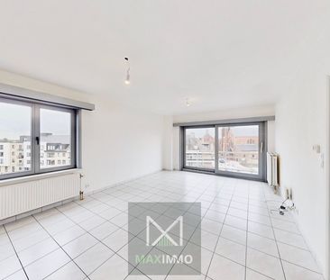 Appartement te huur op Lauwe plaats met balkon - Photo 1