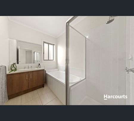 21 Bavaria Lane, Pakenham, Vic 3810 - Photo 4